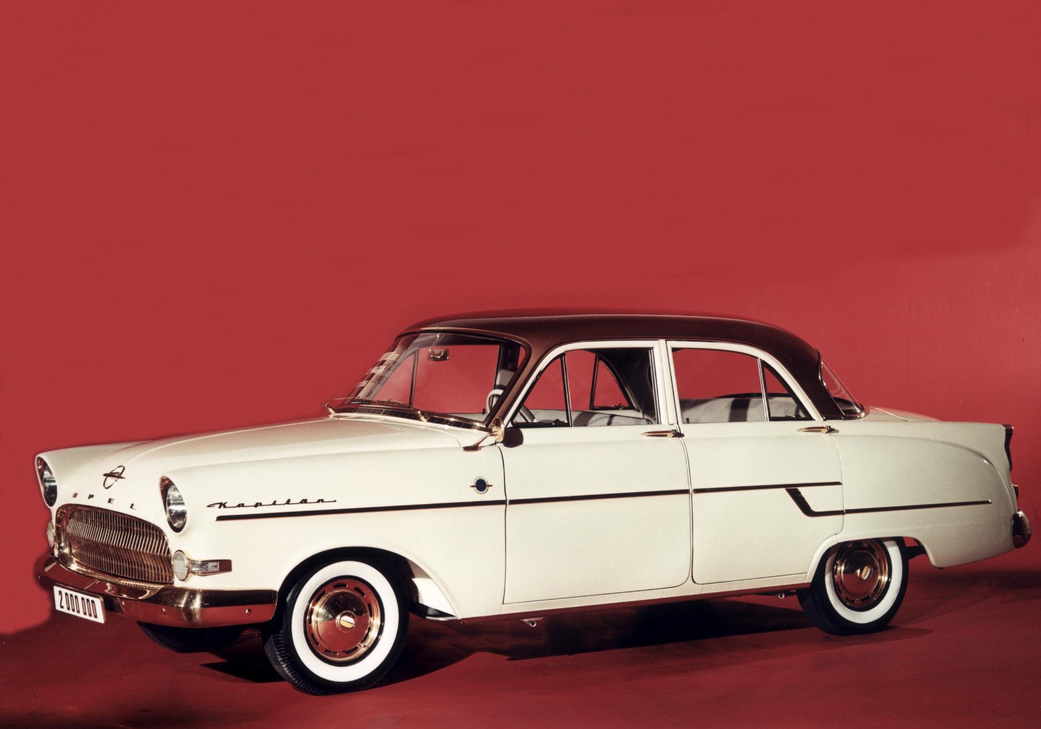 5. Große Alt-Opel-Klassiker Saisoneröffnung & Teilemarkt am PS.SPEICHER 37574 Einbeck