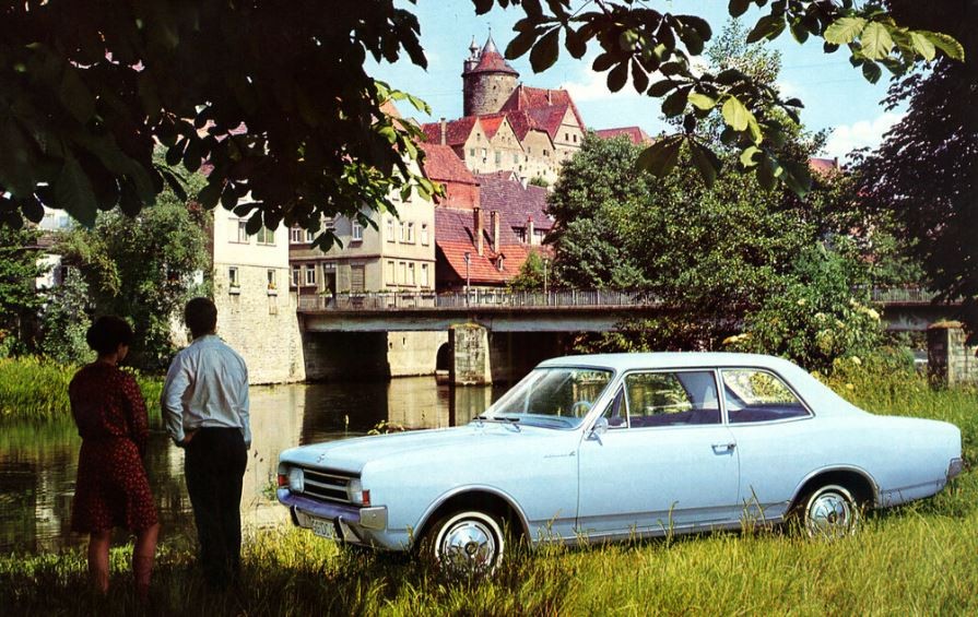 5. Große Alt-Opel-Klassiker Saisoneröffnung & Teilemarkt am PS.SPEICHER 37574 Einbeck