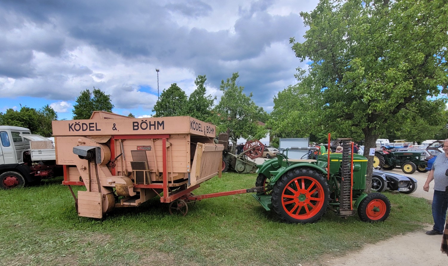 13. Old - Youngtimer Treffen